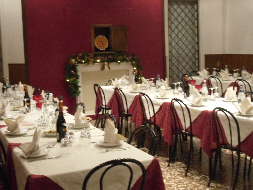 ristorante-interno-osteria-palazzo-ducale-2